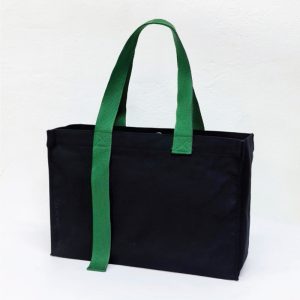 กระเป๋าผ้าทรงกล่อง สีดำเขียว